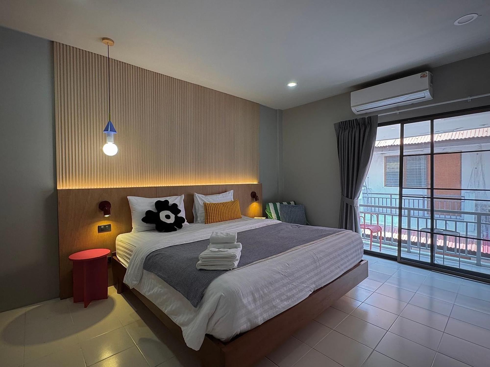 Lazyday In Nimman Chiang Mai